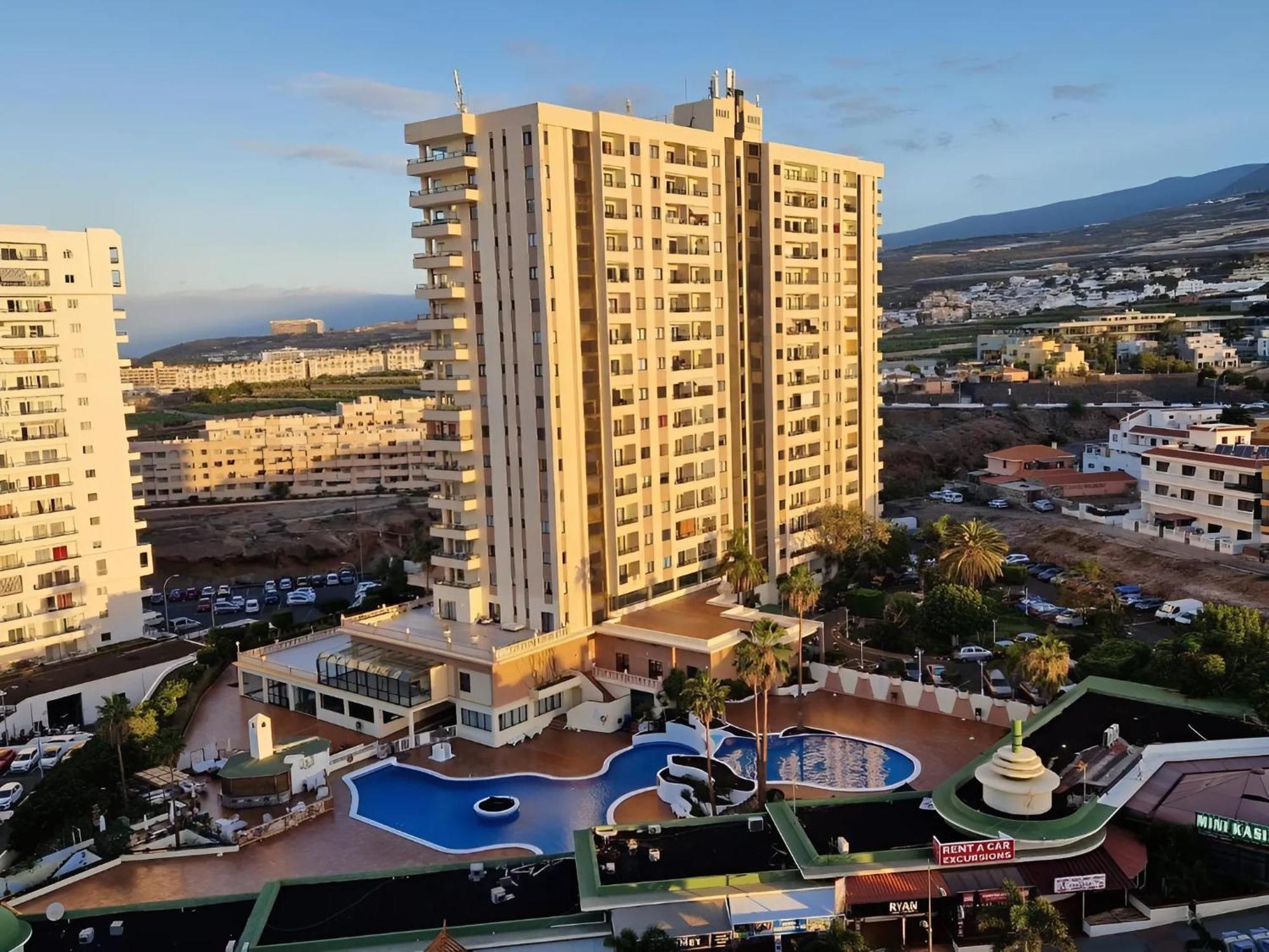 Skyline View Apartment - Free Private Parking Including & Guest Bonus Costa Adeje  Exterior foto